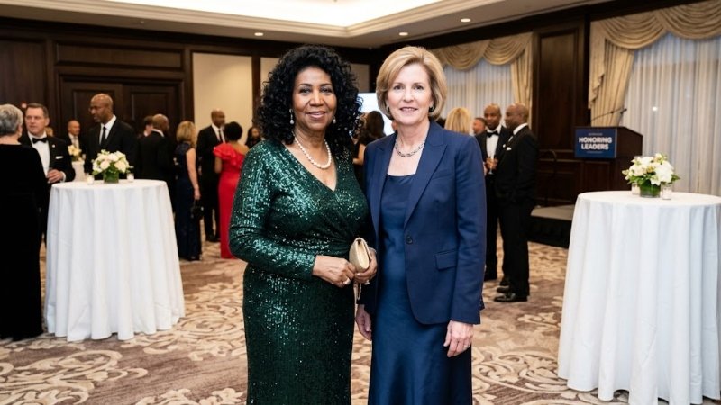 Aretha Franklin and Kathy Warden